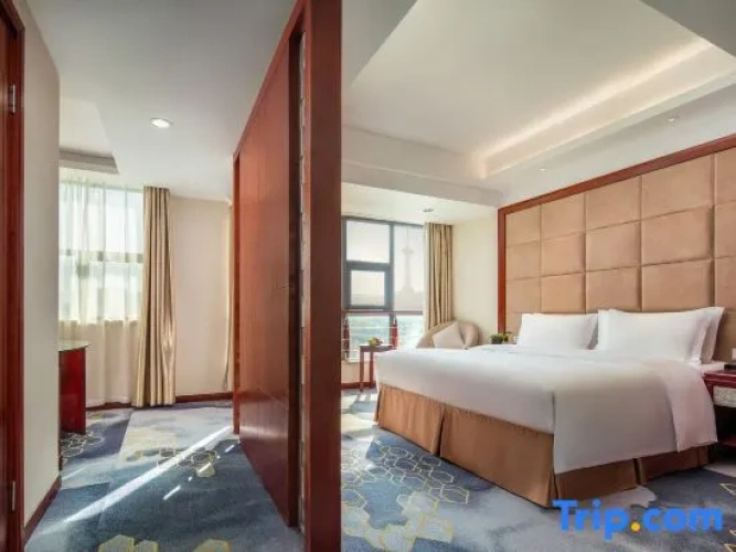 Premier Suite