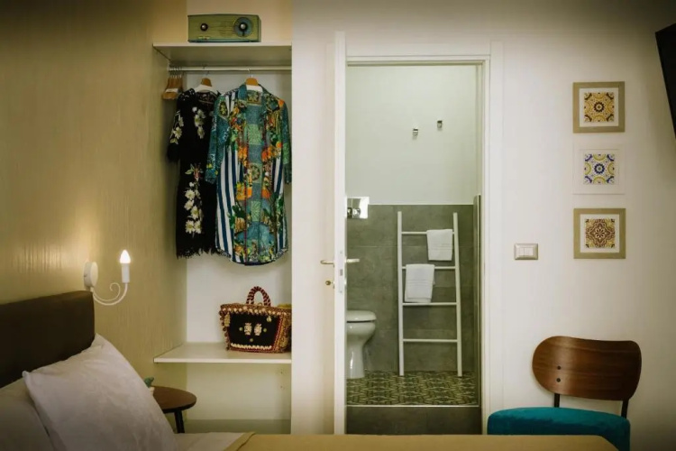 Regina Elena Charme Rooms