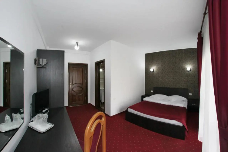 Hotel Mara