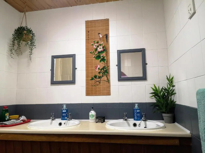 Aabalree Guest House