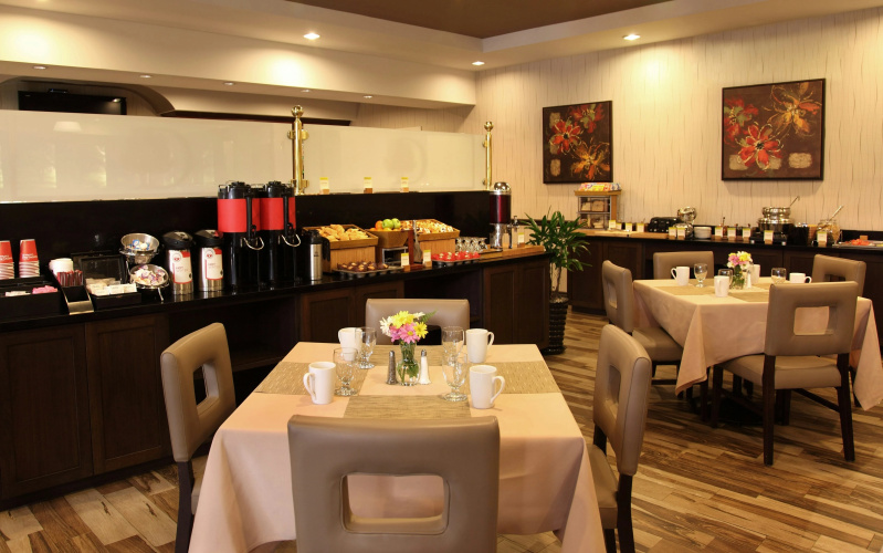 DoubleTree by Hilton Claremont photo 26