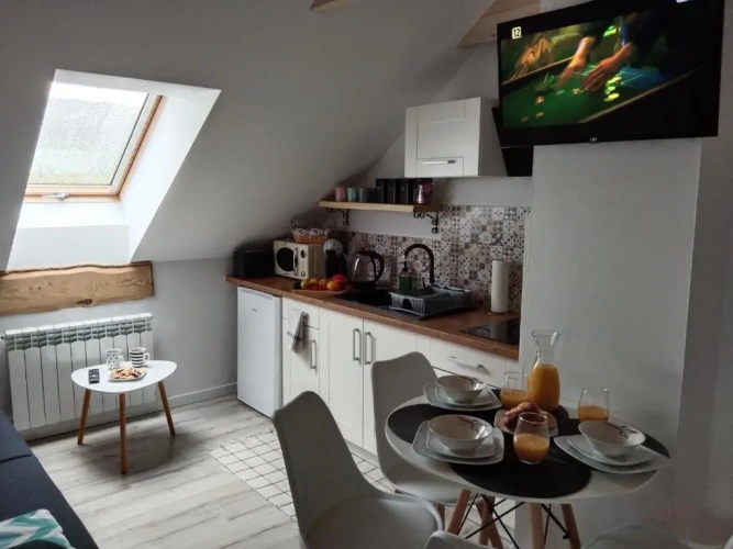 2 Bedrooms Apartment