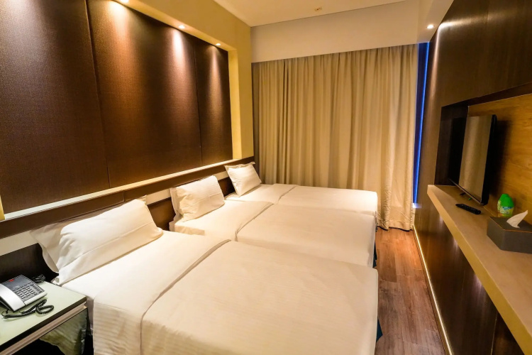 Epoch Hotel