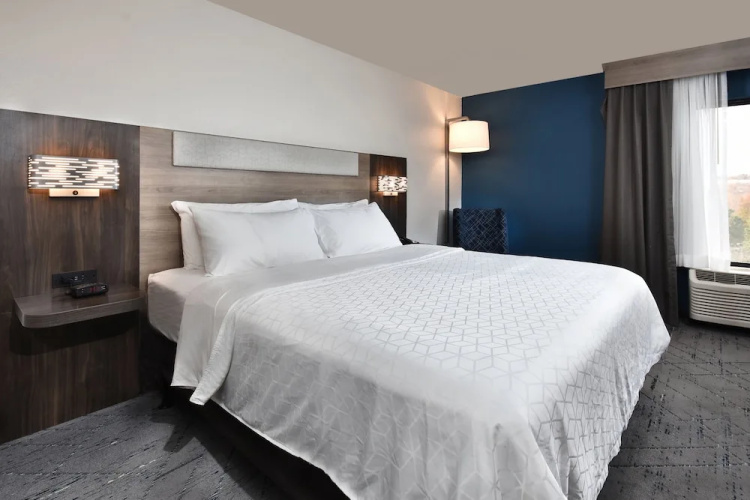 Holiday Inn Express Richmond I-64 @ Innsbrook
