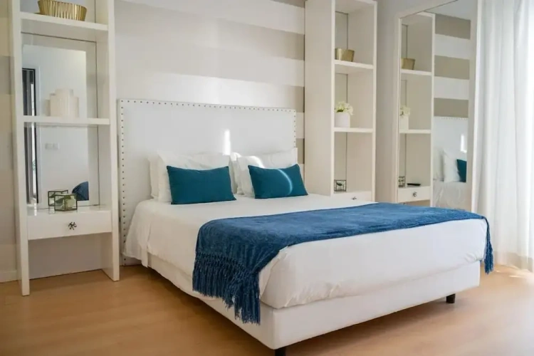 Superior Double room with balcony and with sea view