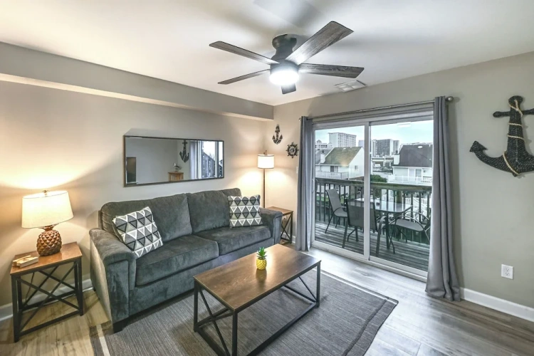 1 Bedroom Apartment with balcony