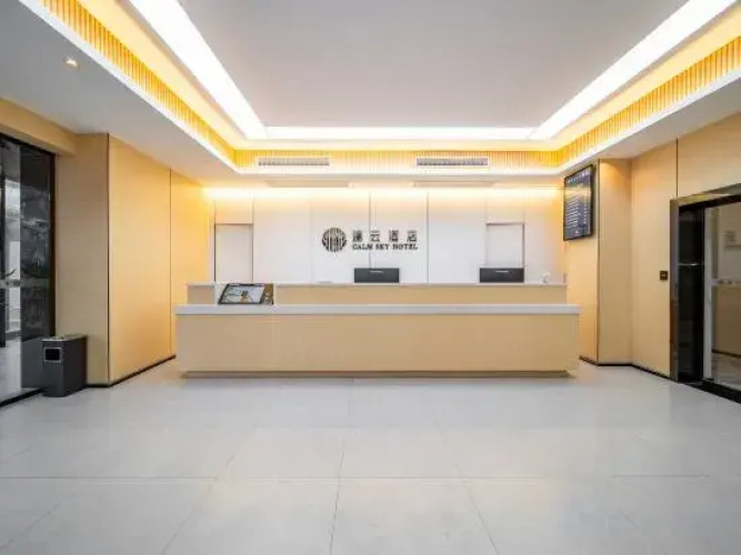 Calm Sky  Hotel