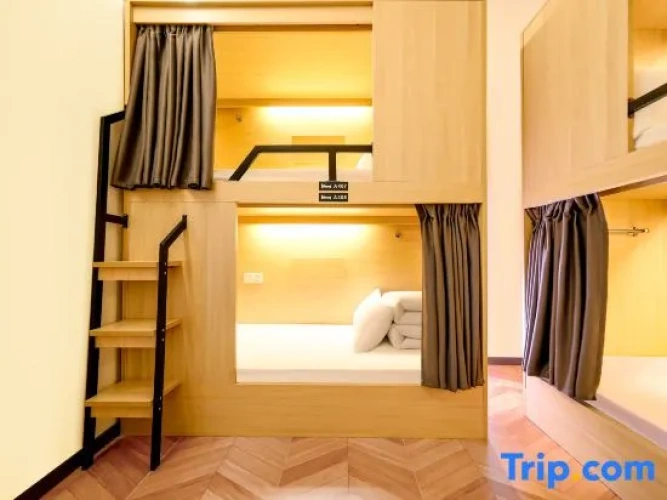 Quadruple Suite