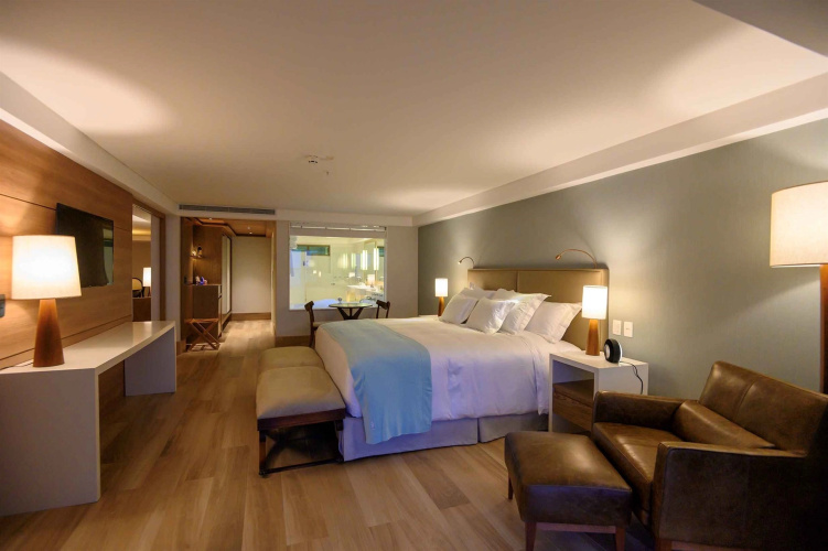 Vogal Luxury Beach Hotel & Spa