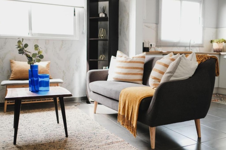 3 Bedrooms Apartment