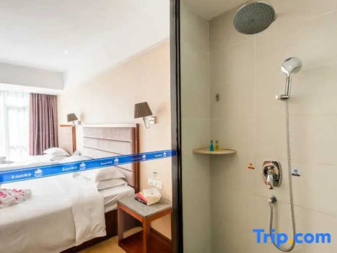 Deluxe Double room with view