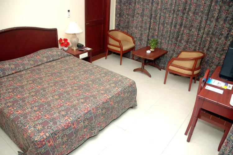 RNS Residency Sea View