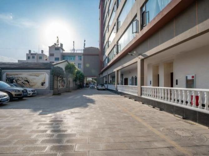 Baoshan Jiahu Hotel