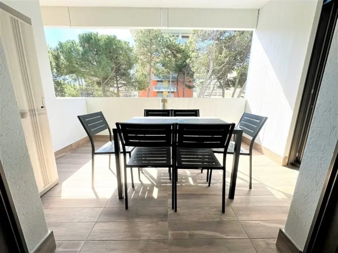 2 Bedrooms Apartment with balcony and with city view
