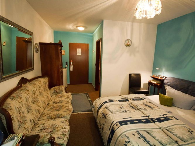 Hotel Attache Frankfurt Airport Raunheim