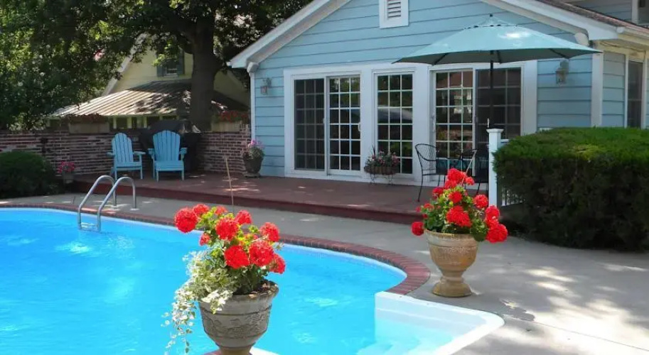 Somewhere Inn Time Bed & Breakfast