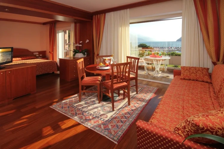 Junior Suite with balcony