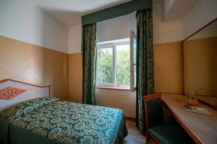 Hotel Mary