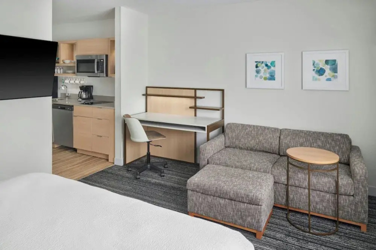 TownePlace Suites Lansing North