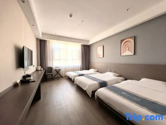 Deluxe Triple room