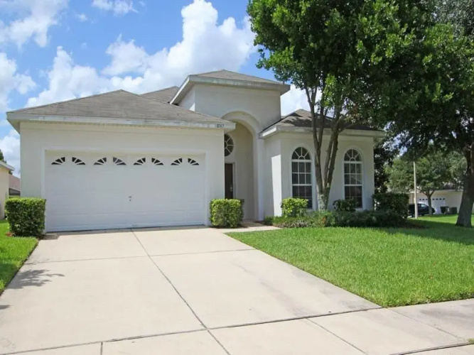 8147 Fan Palm Way