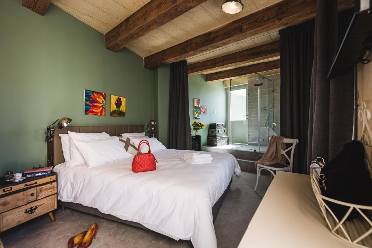 Superior room