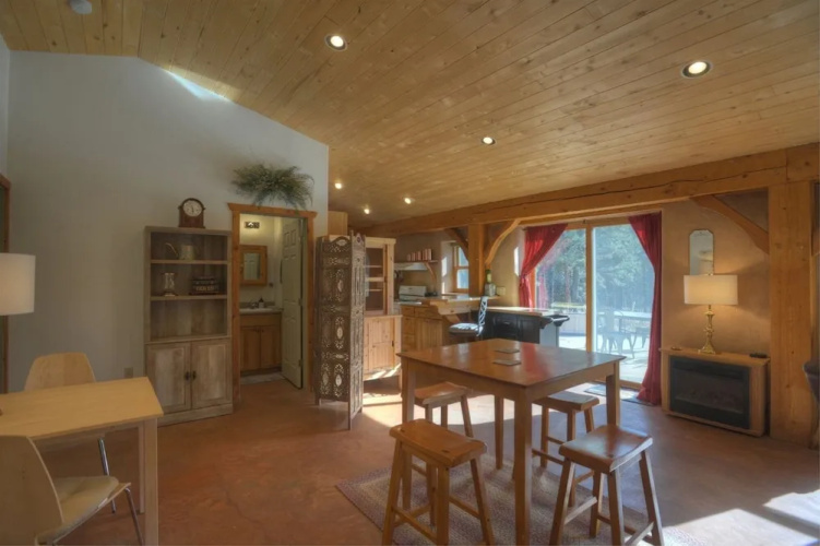 Pine Meadow Cabin