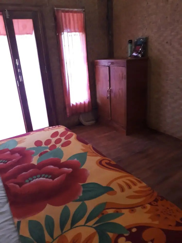 Menjangan Hostel