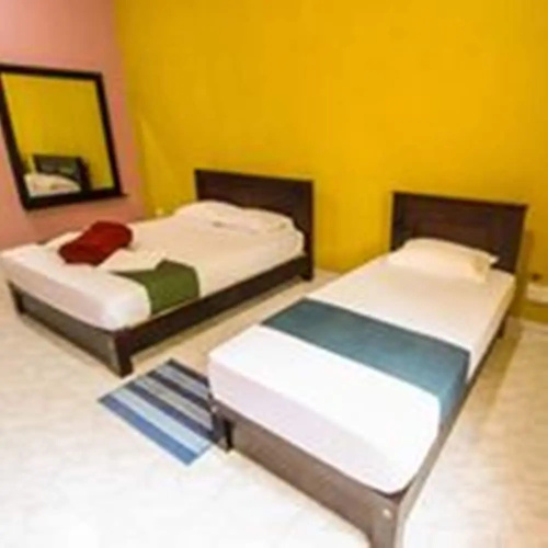 Yoho Bro Hotel