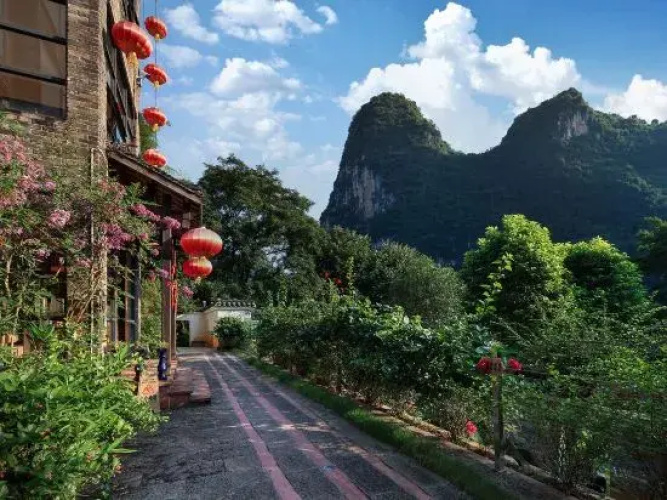 Yangshuo Yijing Mountain House