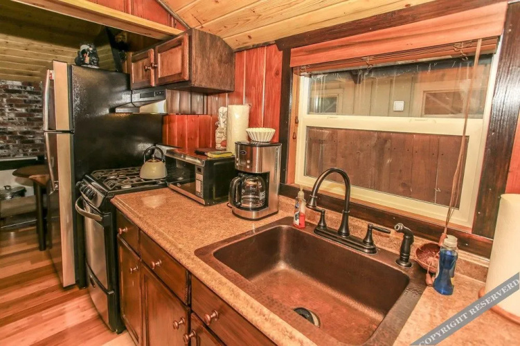 Cozy Cottage For Two