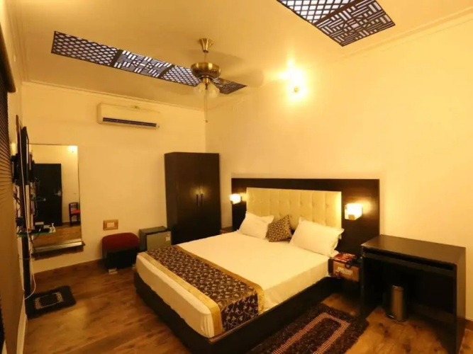 The Heritage Hotel