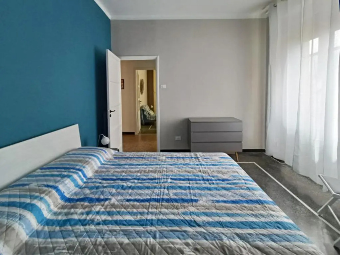 Redipuglia68 (vicino ospedale Gaslini e spiaggia)