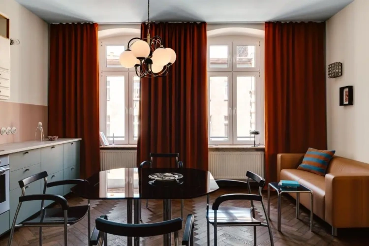 1 Bedroom Apartment