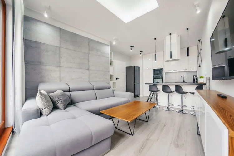 Apartment with balcony
