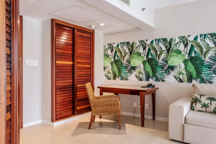 Standard Suite