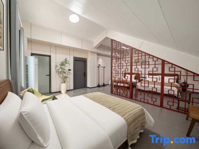 Standard Triple Family room