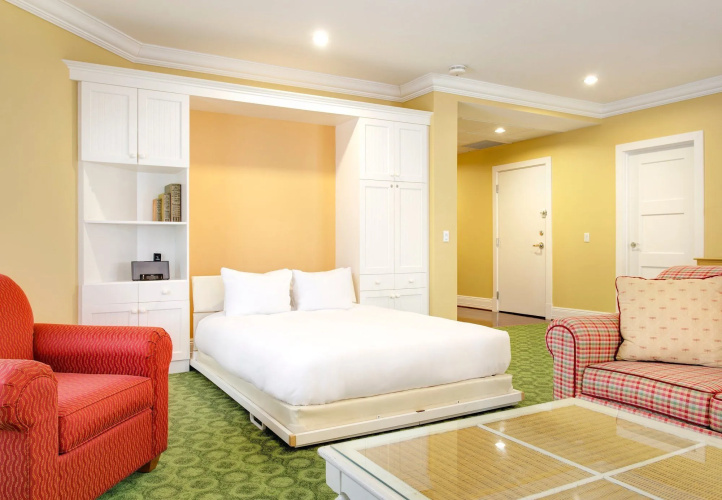 Inn at Bay Harbor