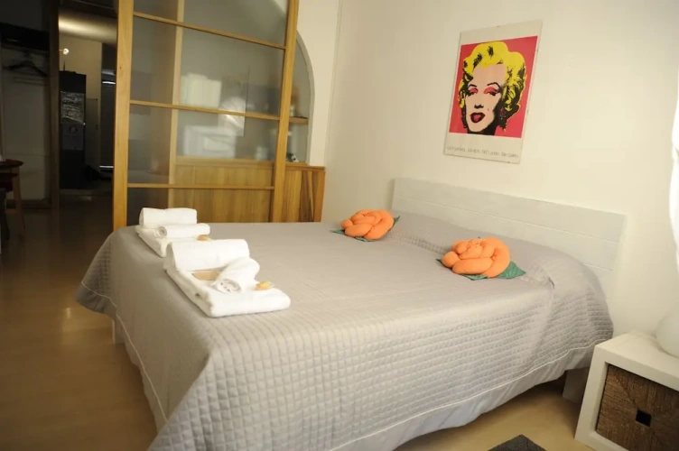 Comfort Quadruple Basement room