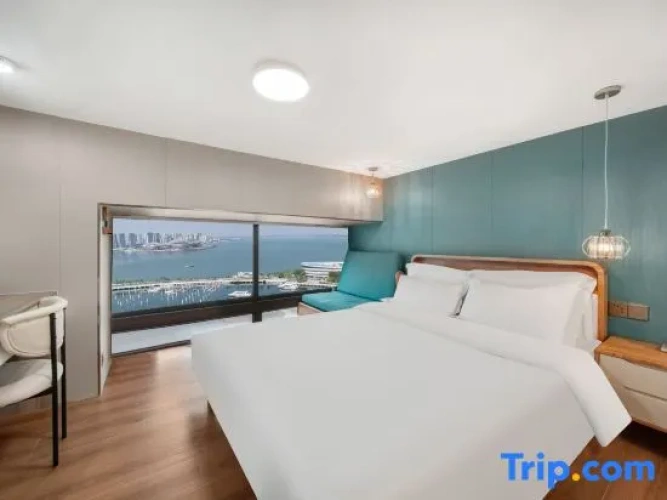 2 Bedrooms Suite with balcony and with view