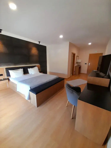Hotel Lena Village