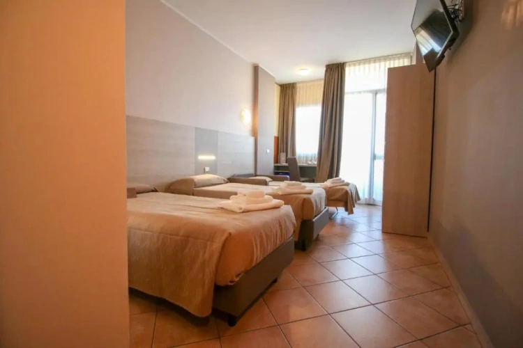 Standard Comfort Triple room