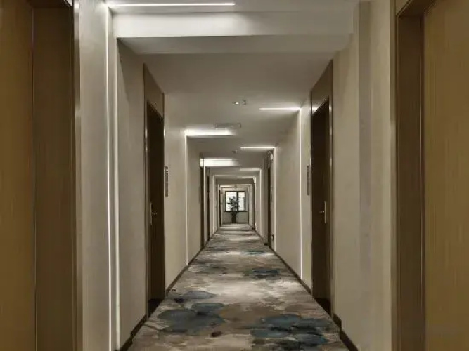 Jiujiang Happy 7 Days Hotel