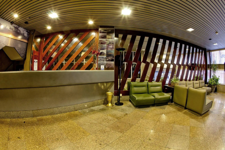 Krystal Hotel