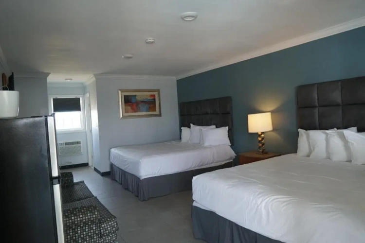 Quadruple Junior Suite