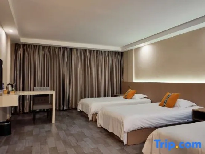 Deluxe Triple room
