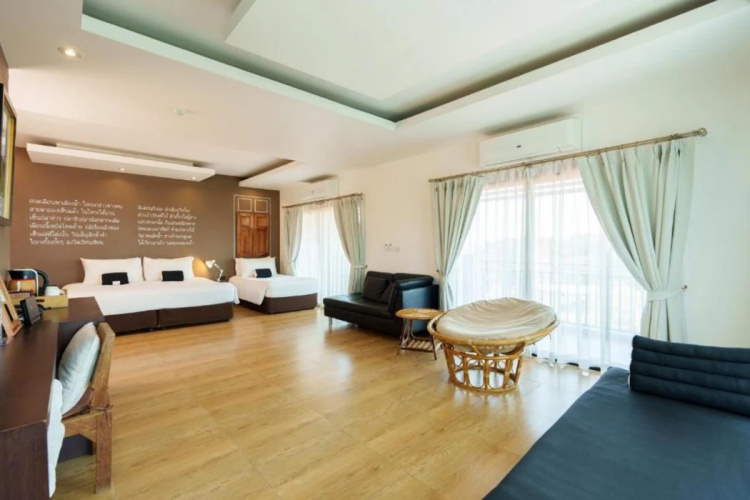 Brown House Hotel by Blu Monkey