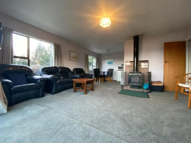 3 Bedrooms Cottage
