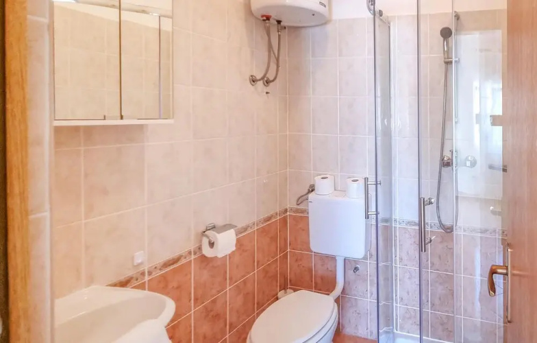 Nice Apartment in Zadar With Wifi