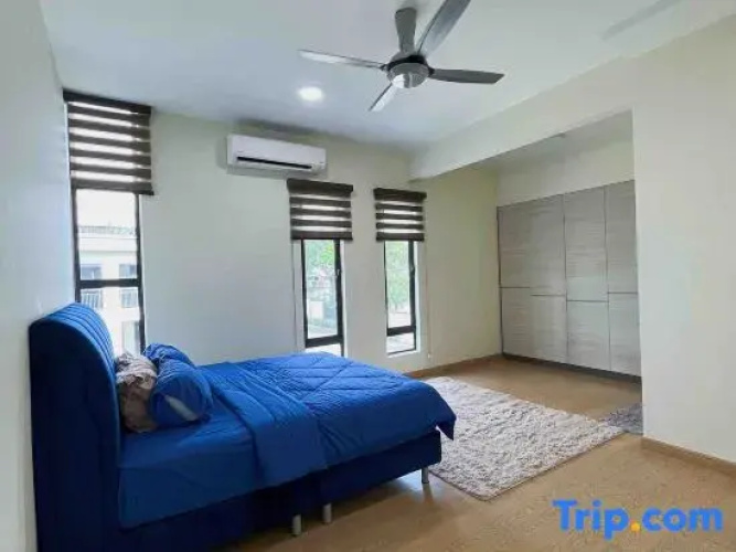Templer Park Luxurious  Villa